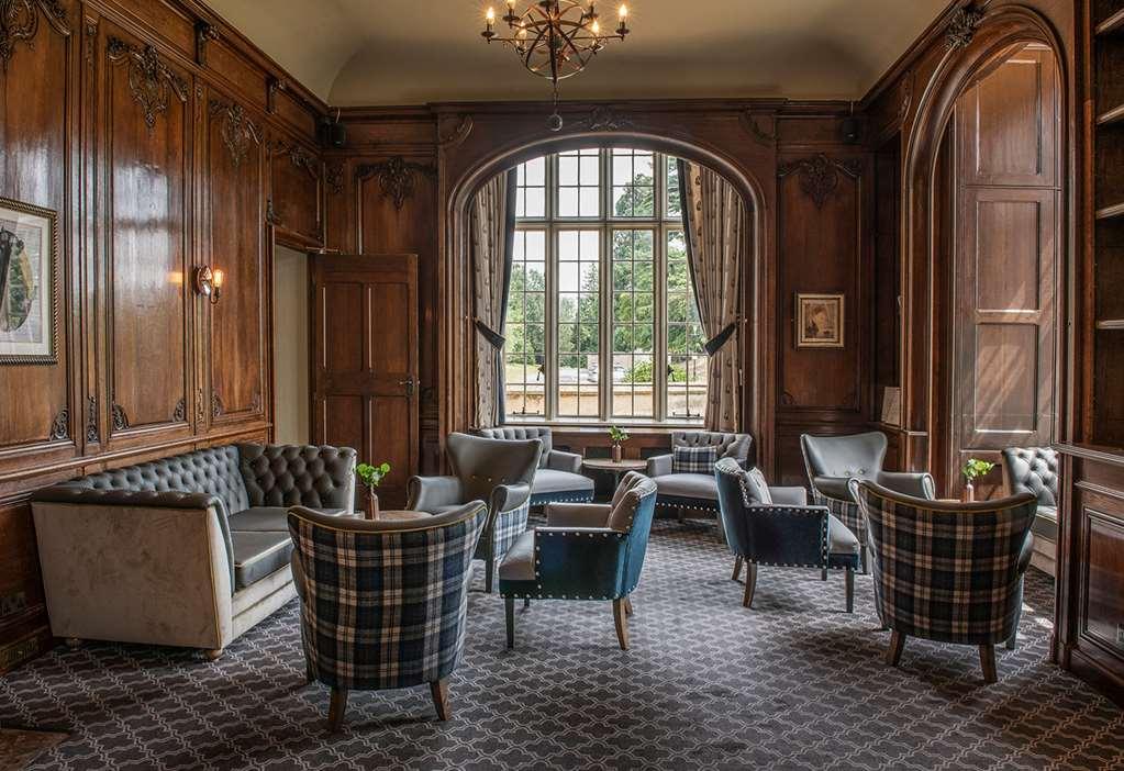 De Vere Horsley Estate East Horsley Εστιατόριο φωτογραφία