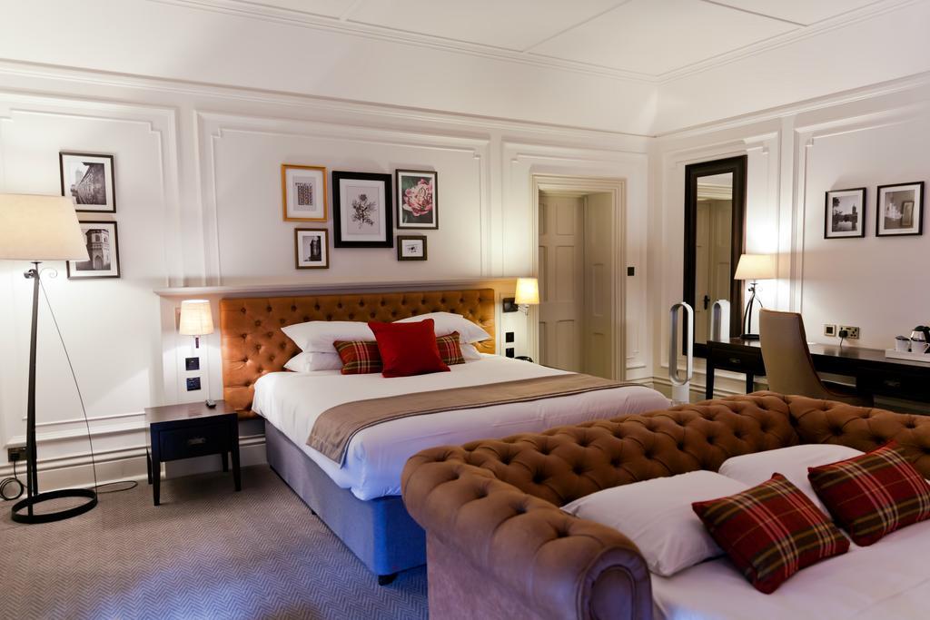 De Vere Horsley Estate East Horsley Εξωτερικό φωτογραφία